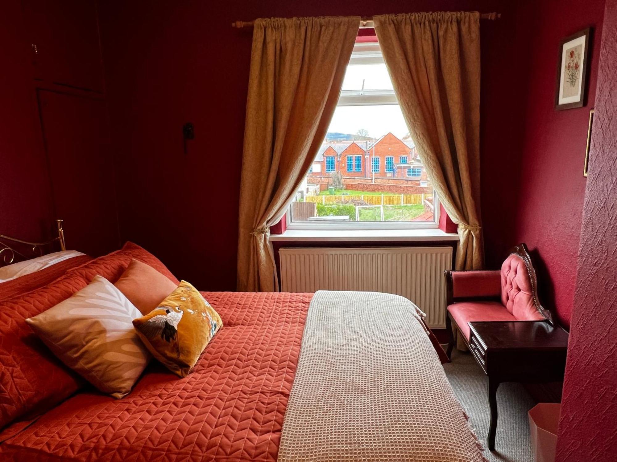 Robin'S Hollow: 2Bd Home Near Wrexham Afc 외부 사진